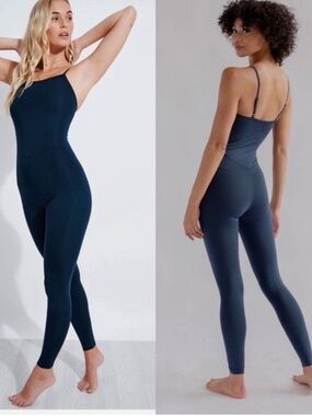 NEW Girlfriend Collective Women’s Navy One-Piece Jumpsuit Spaghetti Straps Small